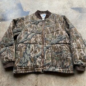 Vintage Trophy-Club Camo Puffer Hunting Bomber Jacket Removable Sleeves